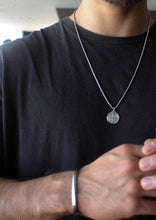 Cargar imagen en el visor de la galería, Benito